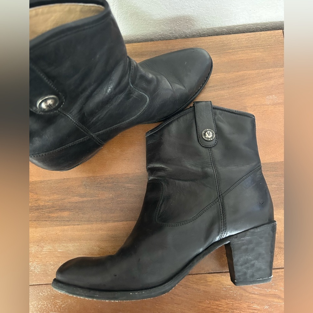 Frye Jackie Button Short Leather Boots Women’s Sz 11 - Picture 3 of 8